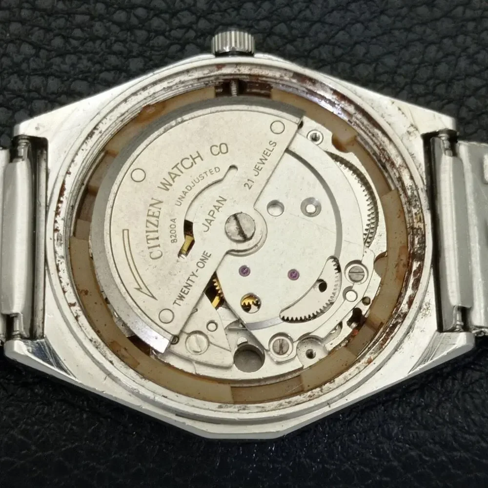Vintage 1982 Citizen Automatic Mens Silver Watch W/daydate & Red accents